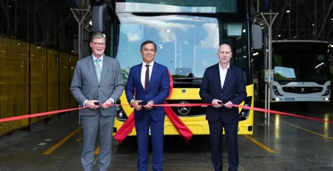 Arifiye’den Avrupa’ya Mercedes-Benz Conecto Üretimi Başladı