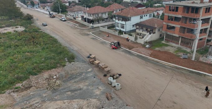 Hanlı-OSB duble yolunda önce kaldırım ve bisiklet yolu, ardından asfalta geçilecek
