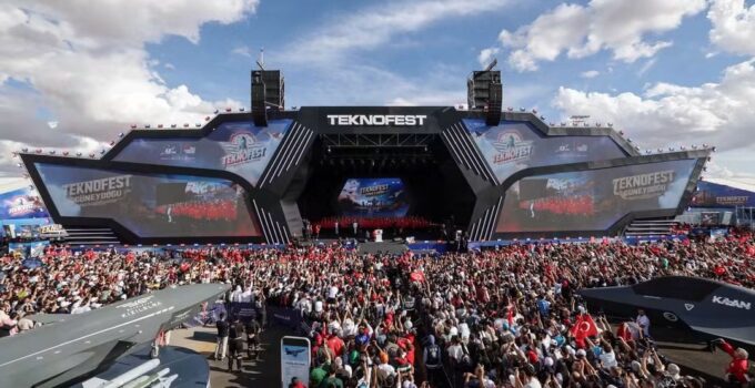 “TEKNOFEST 2026’DA TARİHİ BAŞARI” SAKARYA ŞOV YAPTI!