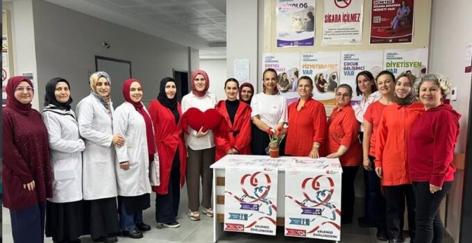 Kalbinizin Ritmini Kaçırmayın! Arifiye ASM’de “Dünya Kalp Günü” Etkinliği düzenlendi