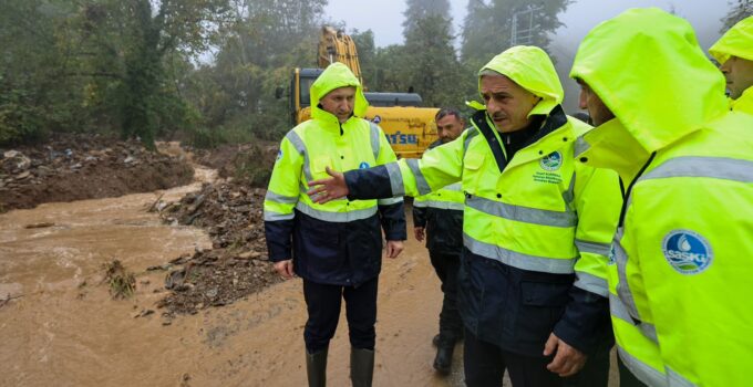 Başkan Alemdar Sapanca ve Geyve’deki afet bölgelerinde