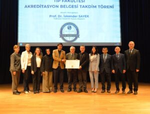 6 yıllık tam akreditasyon alan SAÜ Tıp Fakültesi hedef büyüttü