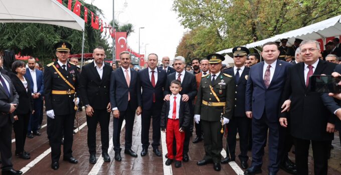 Şehirde Cumhuıriyet Bayramı coşkusu
