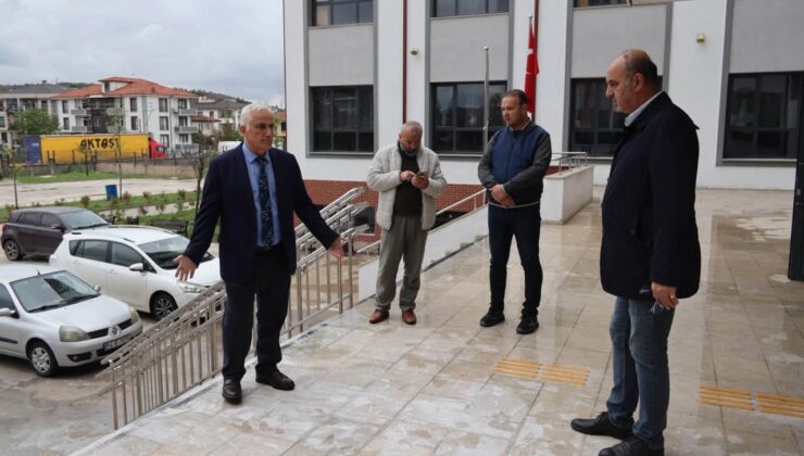 Yağıştan Etkilenen Okul Binalarında İncelemelerde Bulundu