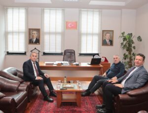 ARİFİYE BELEDİYESİ’NDE BAŞKANLAR BULUŞMASI