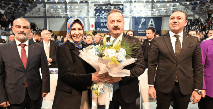 Anahtar Parti Genel Başkanı Yavuz Ağıralioğlu Sakarya’ya teşekkür etti