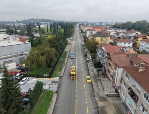 Atatürk Caddesi’nde Yol Çizgileri Çiziliyor, Kaldırım Çalışmaları Başlıyor!