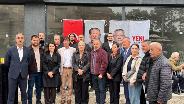 Yeni Parti Arifiye’de Sahaya İndi: İlçe Binası Açılışı gerçekleşti!