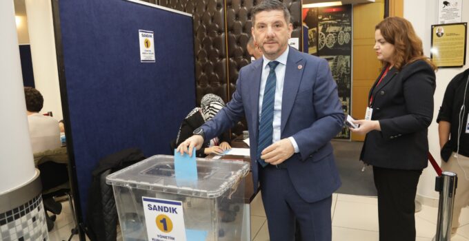 SATSO Seçimleri Sonrası Behlül Bayrak’tan Anlamlı Mesaj: “Sakarya İçin Çalışacak, Sakarya İçin Yaşayacağız”