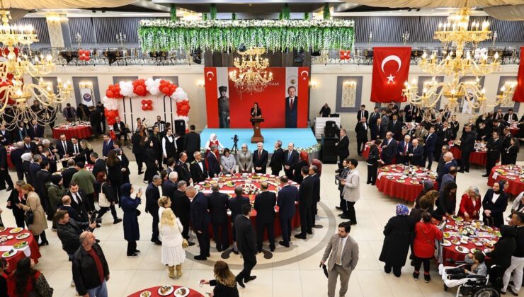 Sakarya’da Coşkulu Kabul Töreni: Vali Rahmi Doğan ve Eşi Protokolü Ağırladı