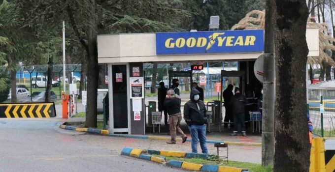 Goodyear’da Pres makinesine sıkışan 3 çocuk babası kurtarılamadı!